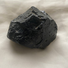 Load image into Gallery viewer, High Office Spiderweb Obsidian