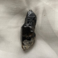 Load image into Gallery viewer, Medicine Woman smoky quartz