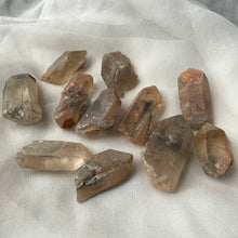 Load image into Gallery viewer, Golden Quartz with Brookite and Silver Rutile