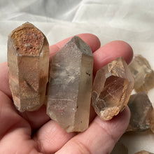 Load image into Gallery viewer, Golden Quartz with Brookite and Silver Rutile