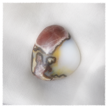 Load image into Gallery viewer, Carrying Creation Oregon Opal