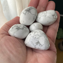 Load image into Gallery viewer, Large Howlite Tumbles