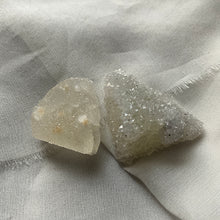 Load image into Gallery viewer, StarBeam Calcite crystals