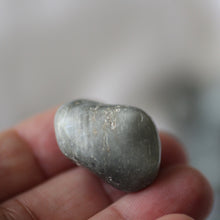 Load image into Gallery viewer, Cat's Eye Tumbles - Song of Stones
