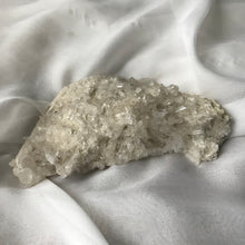 Load image into Gallery viewer, Crystal Sheep