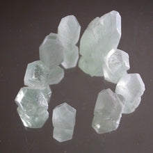 Load image into Gallery viewer, Green Apophyllite Crystals - Song of Stones