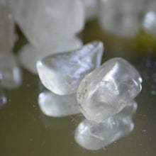 Load image into Gallery viewer, Light Buds bright tumbles - Song of Stones