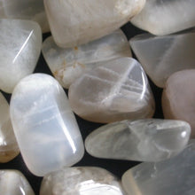 Load image into Gallery viewer, Moonstone - Song of Stones