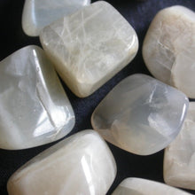 Load image into Gallery viewer, Moonstone - Song of Stones