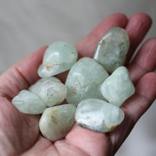 Load image into Gallery viewer, Prehnite