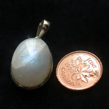 Load image into Gallery viewer, Flashy Rainbow Moonstone Pendant 41401 - Song of Stones