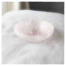 Load image into Gallery viewer, Star Rose Sphere and Bowl