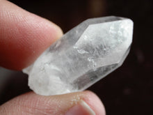 Load image into Gallery viewer, Titanium Gas Phantom Crystals - Song of Stones