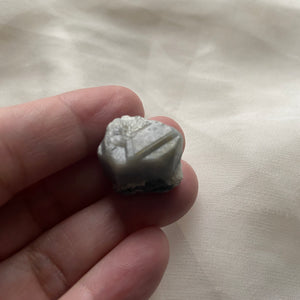 Queen Mother Sapphire Crystal
