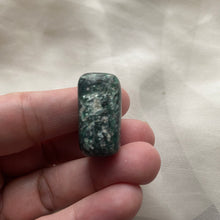 Load image into Gallery viewer, Becoming Queen Fuchsite