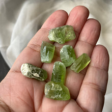 Load image into Gallery viewer, Raw Peridot Crystals