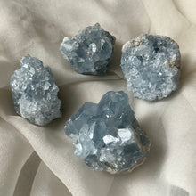 Load image into Gallery viewer, Celestite Blue Star Crystals