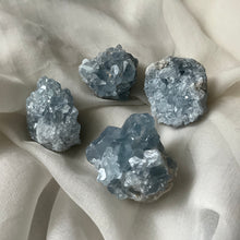 Load image into Gallery viewer, Celestite Blue Star Crystals