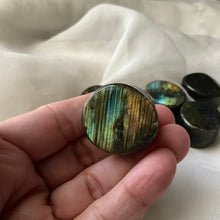 Load image into Gallery viewer, Labradorite buttons