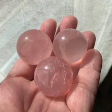 Load image into Gallery viewer, Star Rose Quartz deep rose