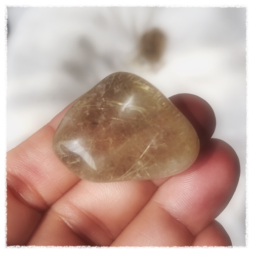 Rutilated Quartz to focus light