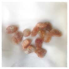 Load image into Gallery viewer, Raw Sunstone