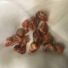 Load image into Gallery viewer, Raw Sunstone