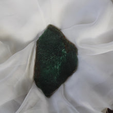 Load image into Gallery viewer, Sparkling Aventurine of the Earth Council - Song of Stones