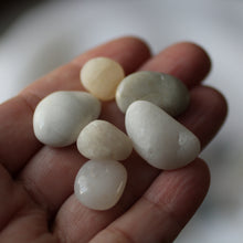 Load image into Gallery viewer, White Sand - Song of Stones