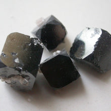 Load image into Gallery viewer, Bixbyite Crystals - Song of Stones
