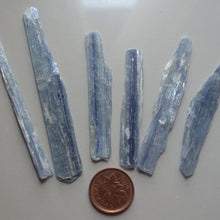 Load image into Gallery viewer, Blue Kyanite - Song of Stones