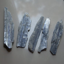 Load image into Gallery viewer, Blue Kyanite - Song of Stones