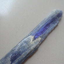Load image into Gallery viewer, Blue Kyanite - Song of Stones