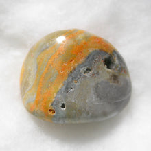 Load image into Gallery viewer, Bumblebee Jasper - Song of Stones