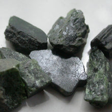 Load image into Gallery viewer, Raw Chrome Diopside - Song of Stones