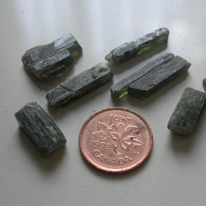 Chrome Diopside Crystals - Song of Stones