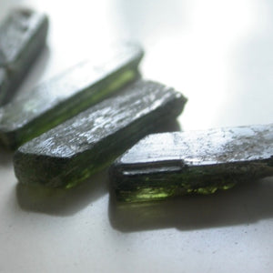 Chrome Diopside Crystals - Song of Stones