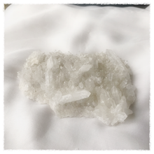 Load image into Gallery viewer, Crystal Sheep