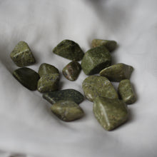 Load image into Gallery viewer, Epidote Tumbles