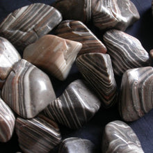 Load image into Gallery viewer, Flint Stone from Arizona - Song of Stones