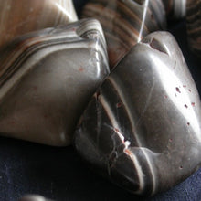 Load image into Gallery viewer, Flint Stone from Arizona - Song of Stones