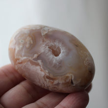 Load image into Gallery viewer, Flower Agate - Song of Stones