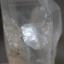 Load image into Gallery viewer, Fluttering - Song of Stones