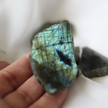 Load image into Gallery viewer, Labradorite - Song of Stones