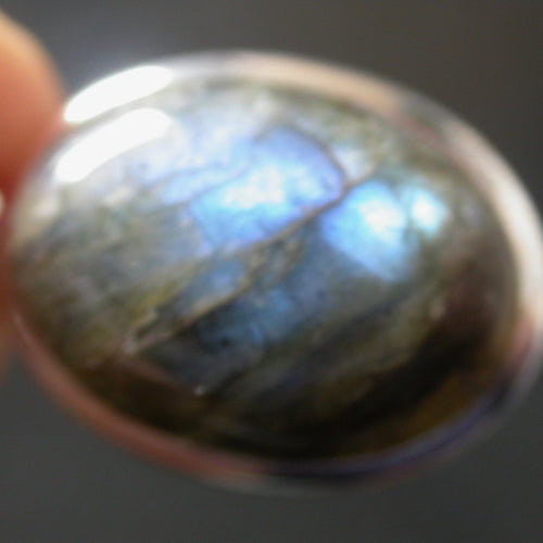 Flashy Labradorite Pendant 3 - Song of Stones