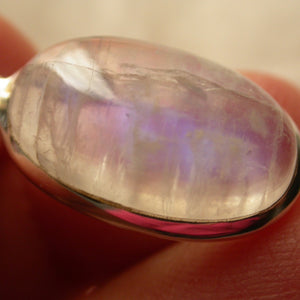 Flashy Rainbow Moonstone Pendant 41411 - Song of Stones