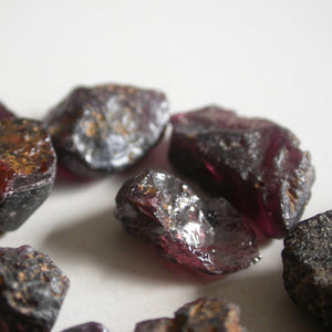 Star Garnet Crystals - Song of Stones