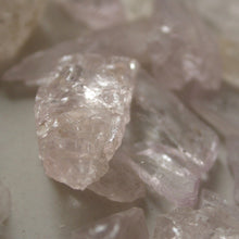 Load image into Gallery viewer, Kunzite Crystals - Song of Stones