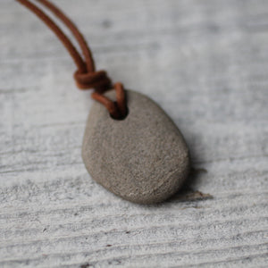 Beach Stone Pendant - Song of Stones