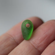 Gentle Twist Sea Glass Bead - Song of Stones